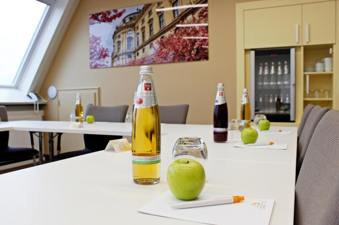 Wittelsbacher Hoeh Hotel