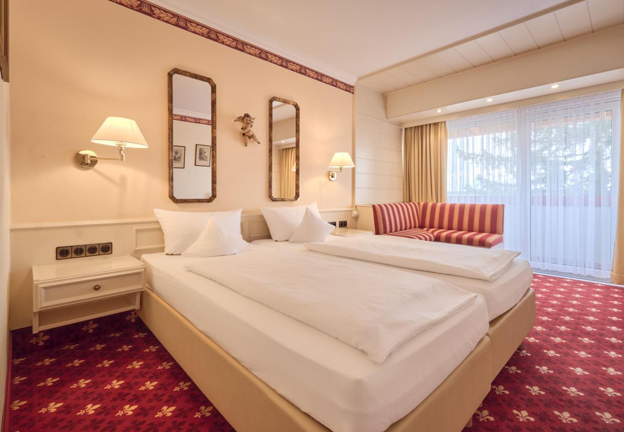 Wittelsbacher Hoeh Hotel 3*