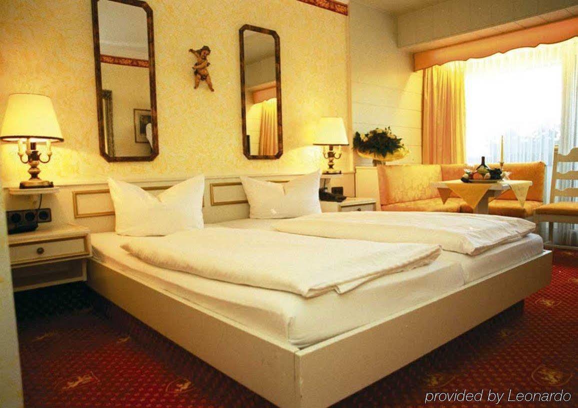 Hotel Wittelsbacher Hoeh Wurzburg