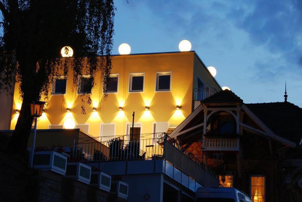 Wittelsbacher Hoeh 3* Wurzburg